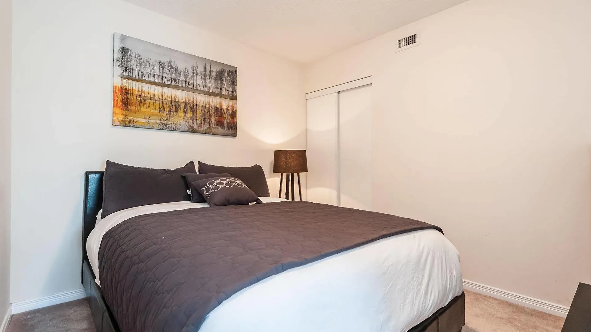 Hotel Life Suites - Front And Spadina Toronto