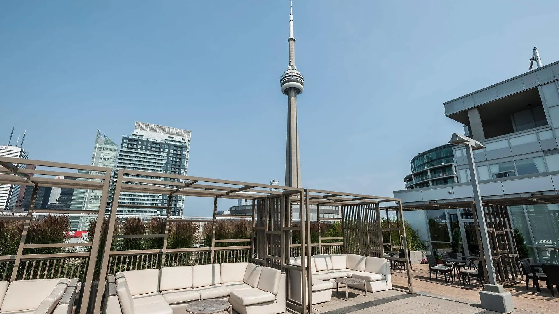 Life Suites - Front And Spadina Toronto